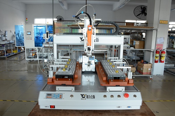 自動(dòng)鎖螺絲機(jī) 自動(dòng)鎖螺絲機(jī)