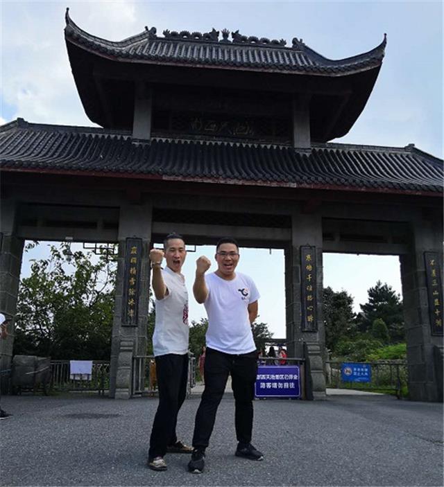 歐力克斯高層 歐力克斯高層